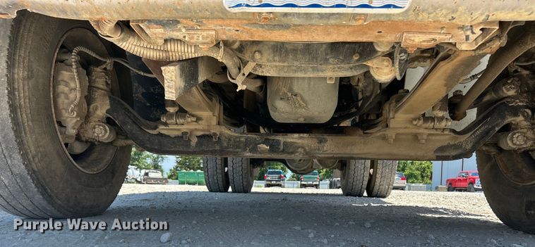 image for item EK4863 2006 International  4200 dump truck