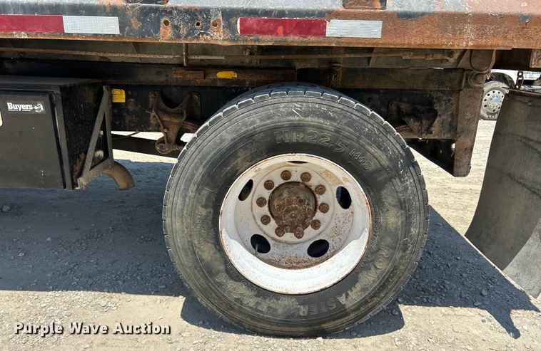 image for item EK4863 2006 International  4200 dump truck