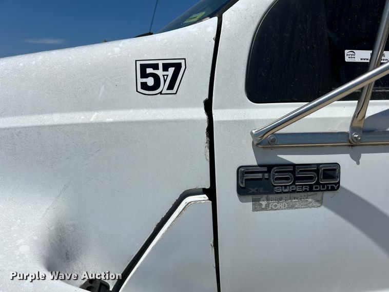 image for item EK4866 2001 Ford F650 Super Duty XL dump truck