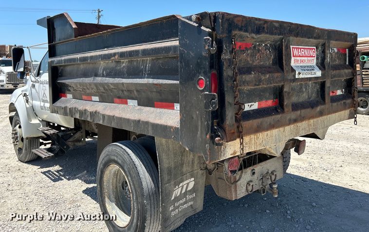 image for item EK4866 2001 Ford F650 Super Duty XL dump truck