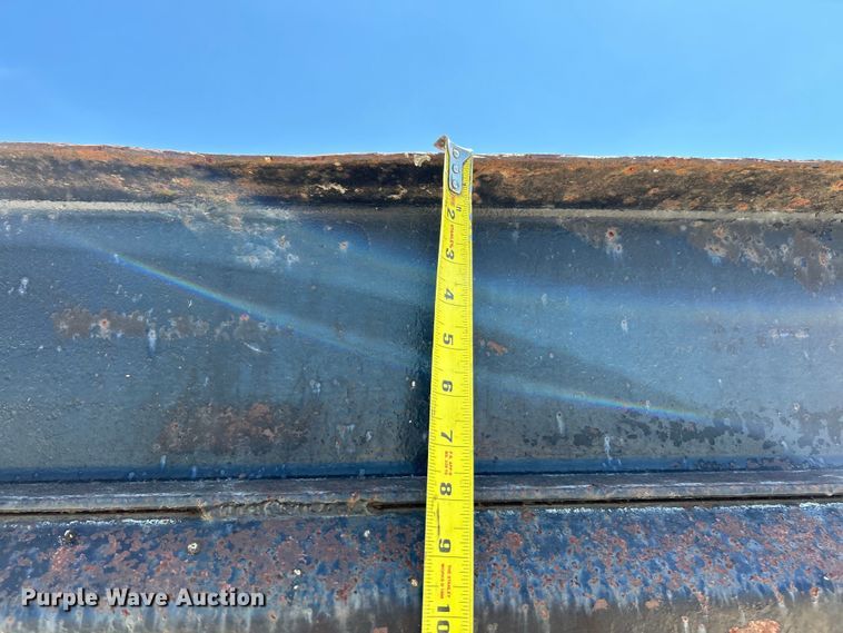 image for item EK4866 2001 Ford F650 Super Duty XL dump truck