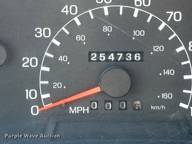 image for item EK4866 2001 Ford F650 Super Duty XL dump truck