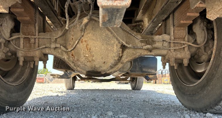 image for item EK4866 2001 Ford F650 Super Duty XL dump truck