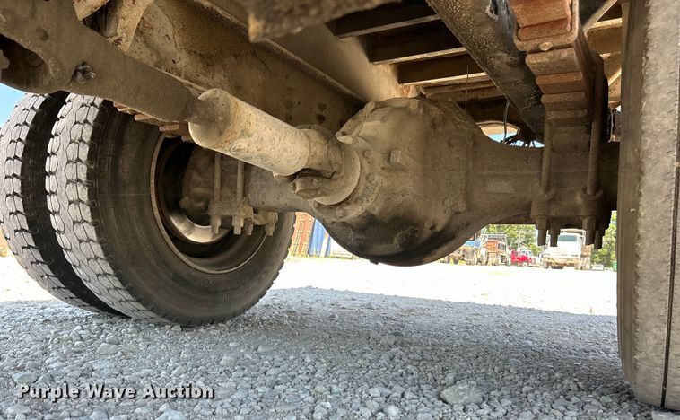 image for item EK4866 2001 Ford F650 Super Duty XL dump truck