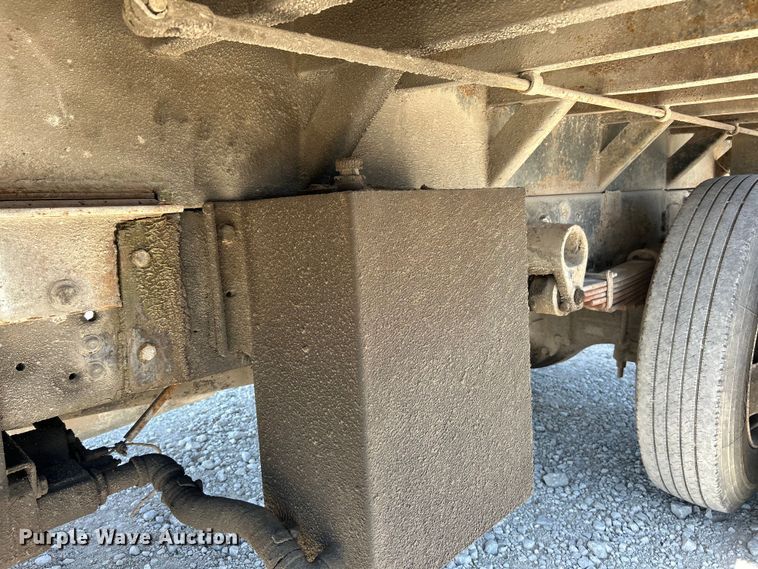 image for item EK4866 2001 Ford F650 Super Duty XL dump truck