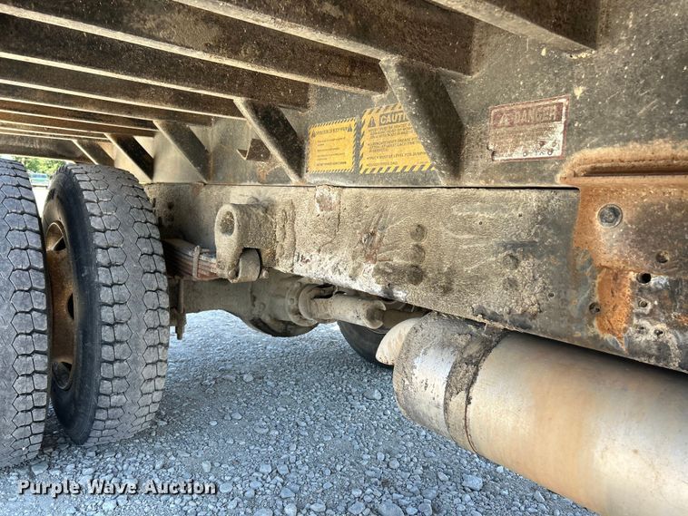 image for item EK4866 2001 Ford F650 Super Duty XL dump truck