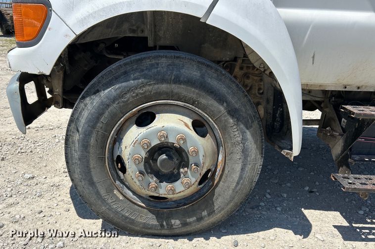 image for item EK4866 2001 Ford F650 Super Duty XL dump truck