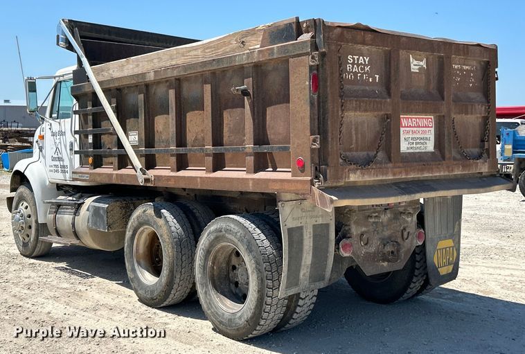 image for item EK4867 1998 International  8100 dump truck