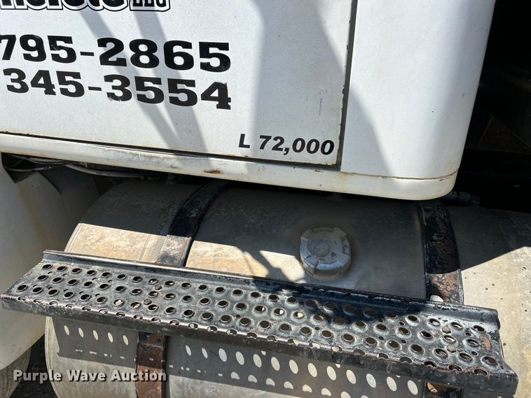 image for item EK4867 1998 International  8100 dump truck