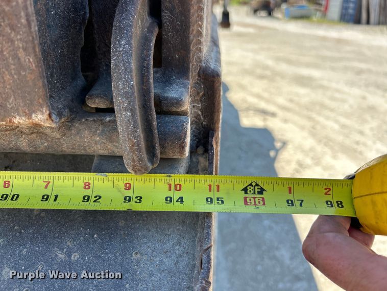 image for item EK4867 1998 International  8100 dump truck