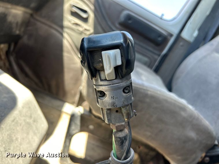 image for item EK4867 1998 International  8100 dump truck