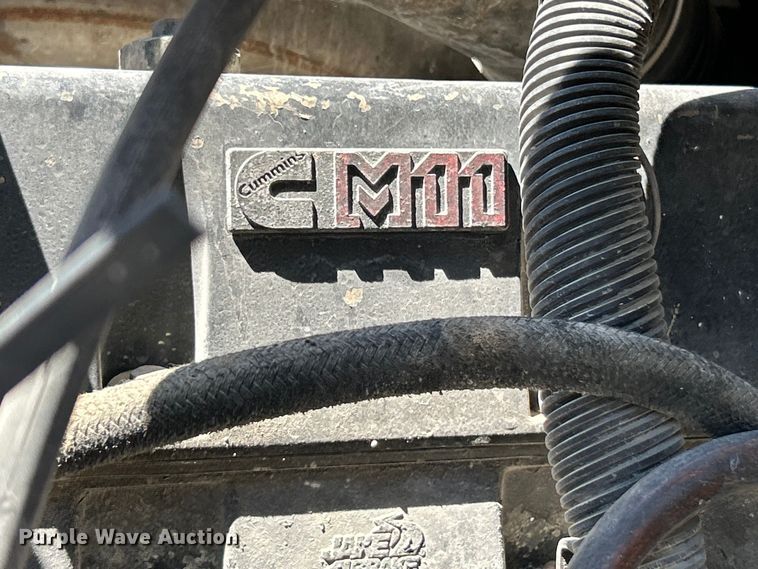 image for item EK4867 1998 International  8100 dump truck