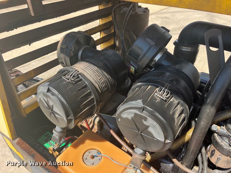 image for item EK8705 2000 Atlas Copco XAS 96 JD air compressor