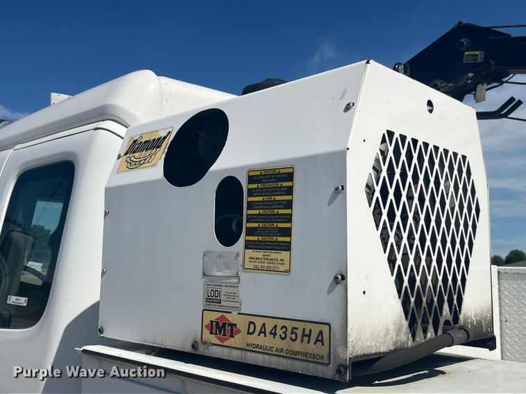 image for item EK8710 2006 Freightliner  Business Class M2 Crew Cab utility / service truck