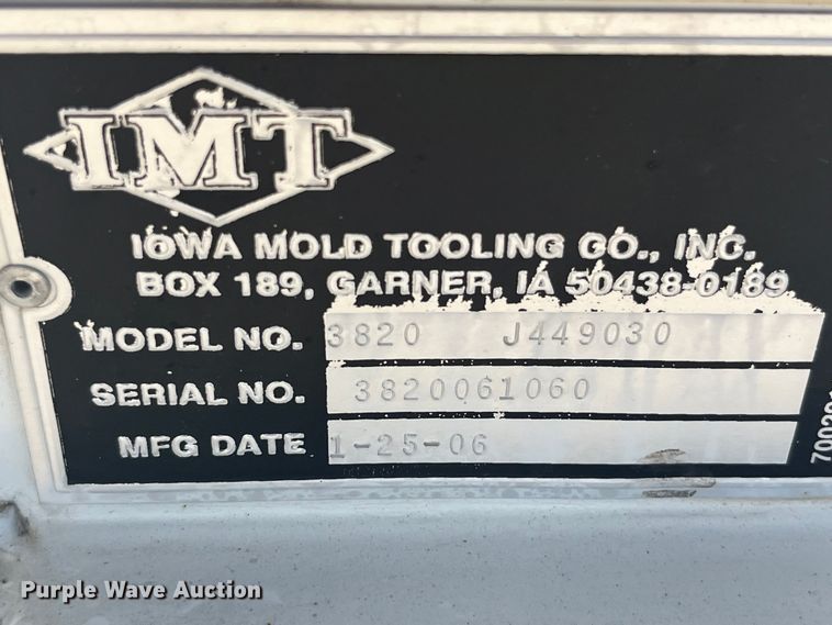 image for item EK8710 2006 Freightliner  Business Class M2 Crew Cab utility / service truck