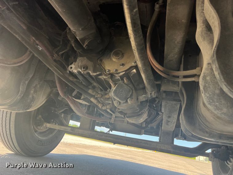 image for item EK8710 2006 Freightliner  Business Class M2 Crew Cab utility / service truck