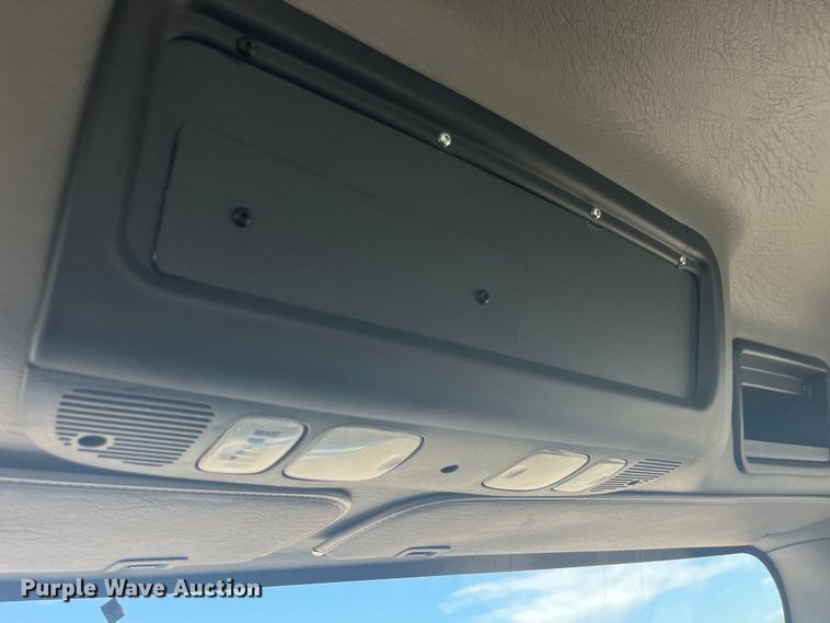 image for item EK8710 2006 Freightliner  Business Class M2 Crew Cab utility / service truck