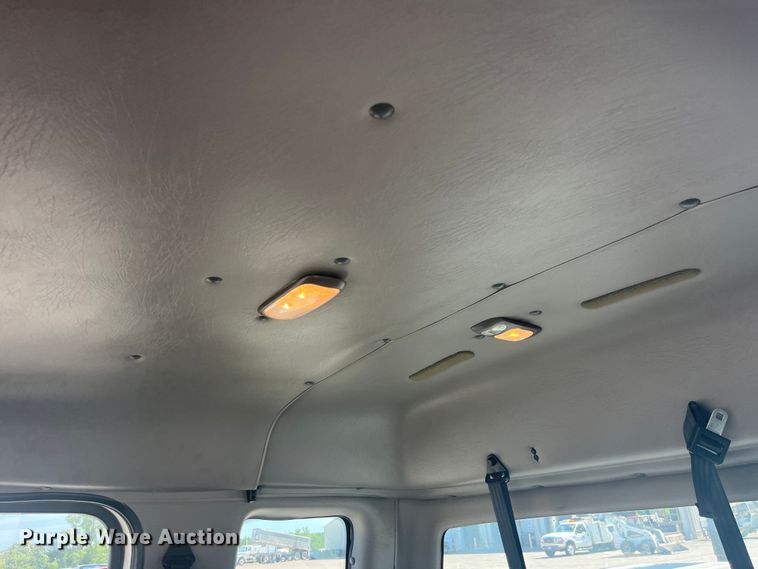 image for item EK8710 2006 Freightliner  Business Class M2 Crew Cab utility / service truck