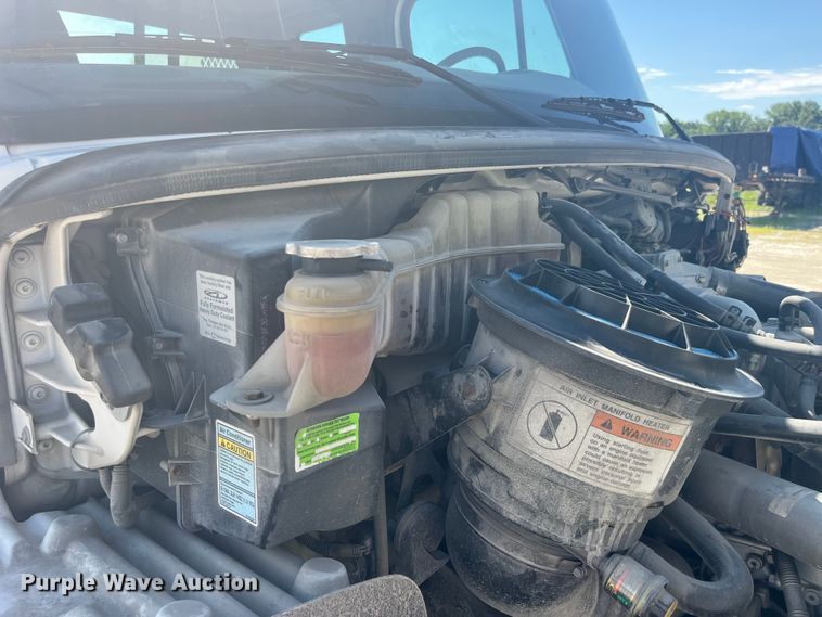 image for item EK8710 2006 Freightliner  Business Class M2 Crew Cab utility / service truck