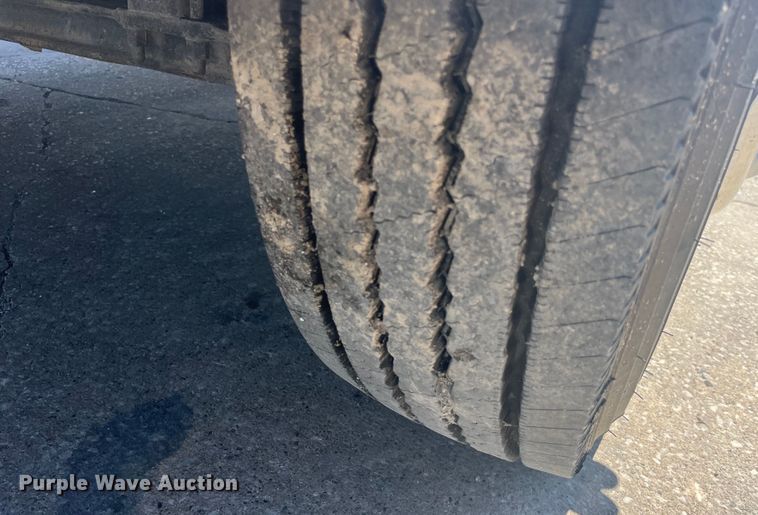 image for item EK8710 2006 Freightliner  Business Class M2 Crew Cab utility / service truck