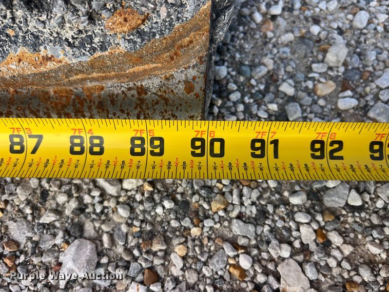 image for item EK8711 2000 Broce RC 350 broom