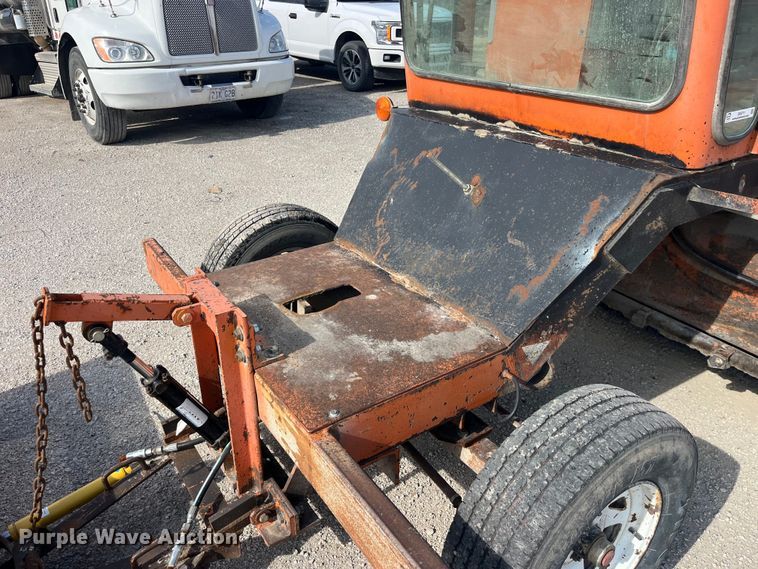 image for item EK8711 2000 Broce RC 350 broom