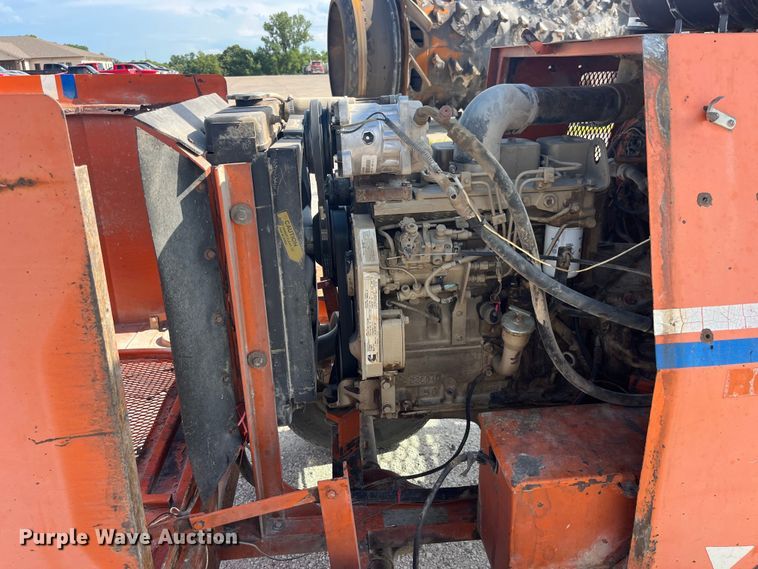 image for item EK8711 2000 Broce RC 350 broom