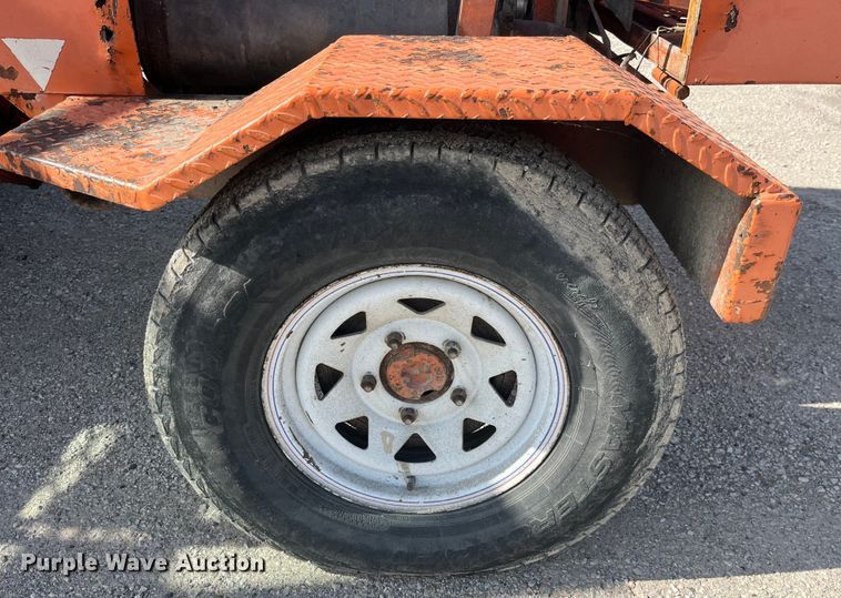 image for item EK8711 2000 Broce RC 350 broom