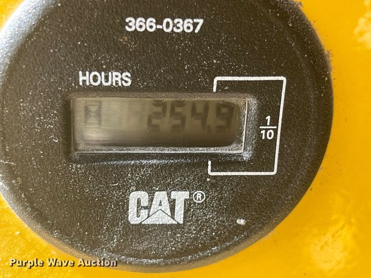 image for item EK8712 Superior Broom DT80J broom