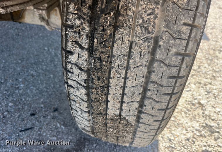 image for item EK8712 Superior Broom DT80J broom