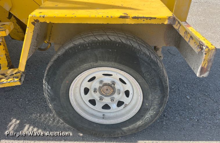 image for item EK8712 Superior Broom DT80J broom