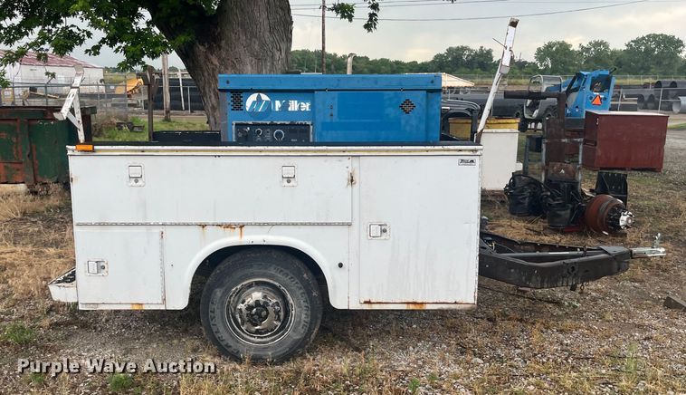 image for item EK8717 Shop built welding trailer