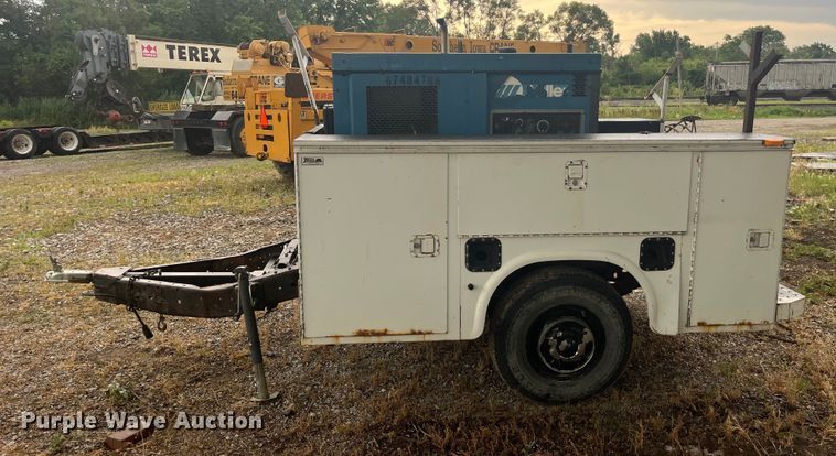 image for item EK8717 Shop built welding trailer