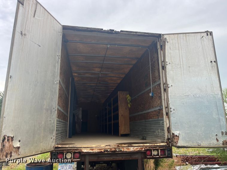 image for item EK8718 1997 Great Dane dry van trailer