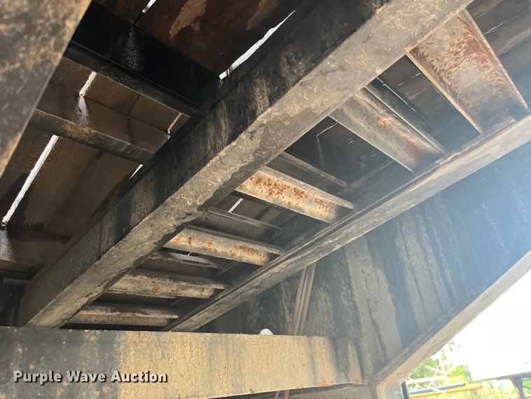 image for item EK8719 2018 Kaufman drop deck equipment trailer