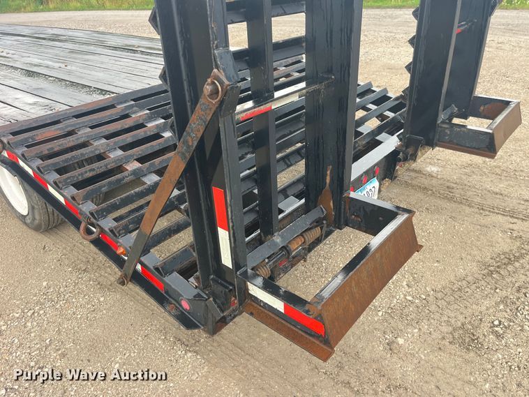 image for item EK8719 2018 Kaufman drop deck equipment trailer