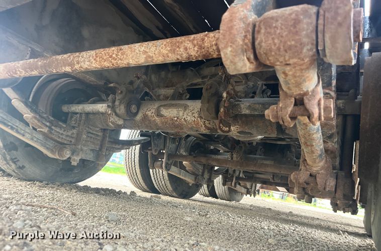 image for item EK8719 2018 Kaufman drop deck equipment trailer