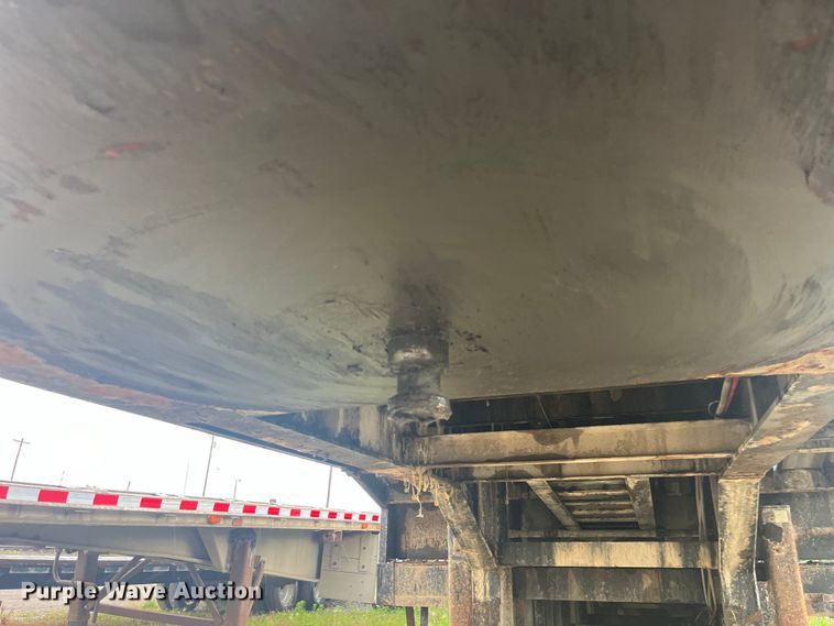 image for item EK8719 2018 Kaufman drop deck equipment trailer