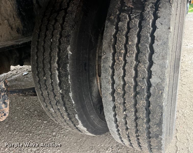 image for item EK8719 2018 Kaufman drop deck equipment trailer