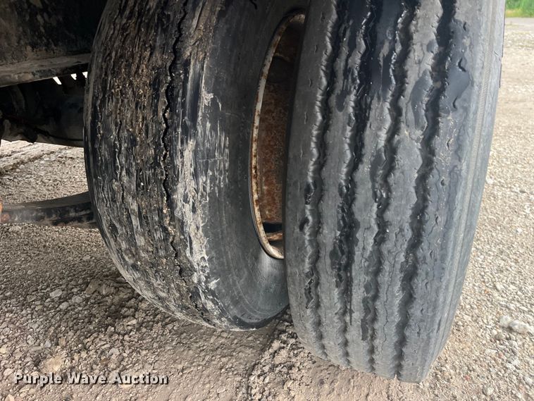 image for item EK8719 2018 Kaufman drop deck equipment trailer