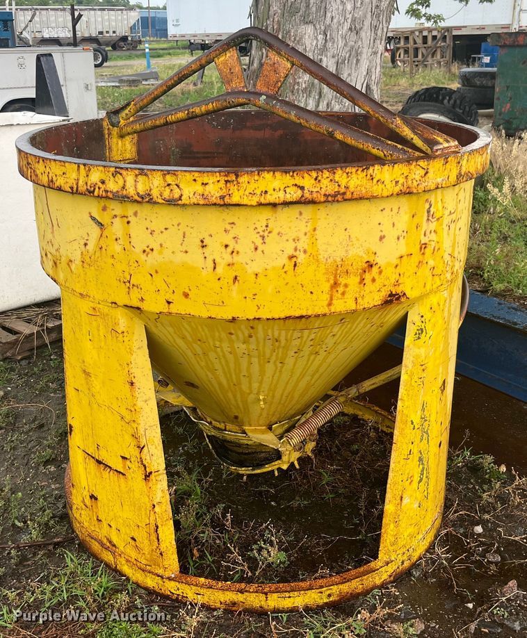 image for item EK8736 Concrete bucket