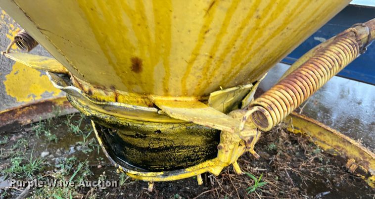 image for item EK8736 Concrete bucket