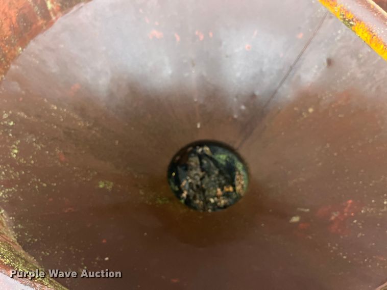 image for item EK8736 Concrete bucket