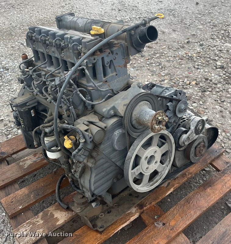 image for item EK8740 Deutz F 4M 2011 engine