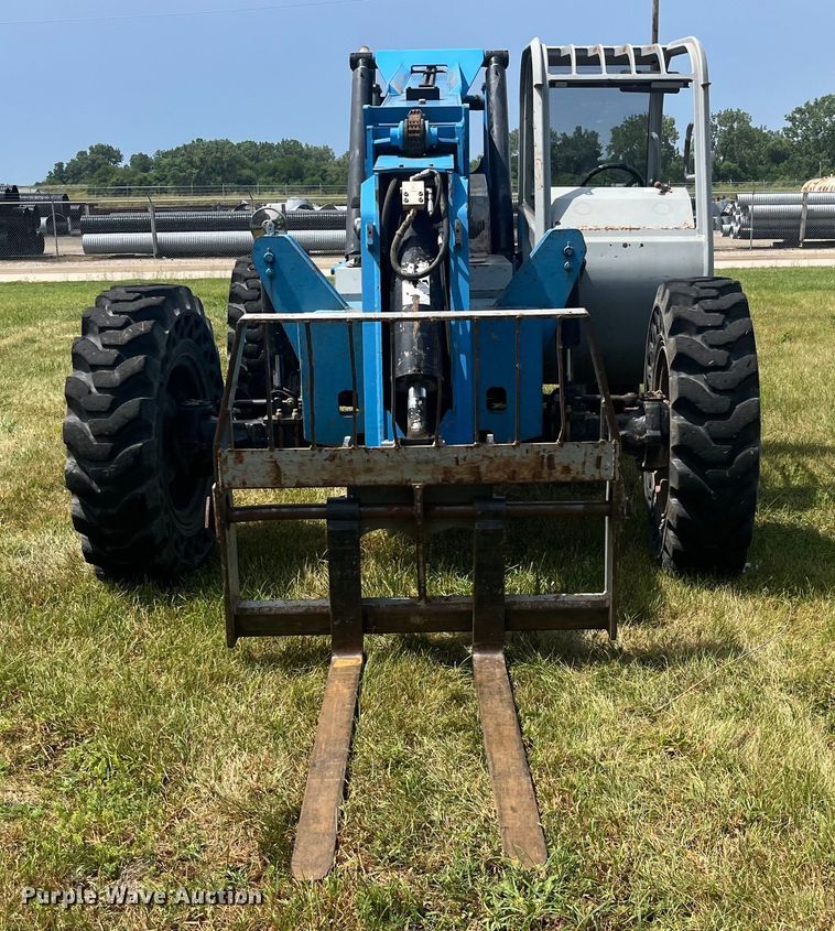 image for item EK8741 2007 Genie GTH-636 telehandler