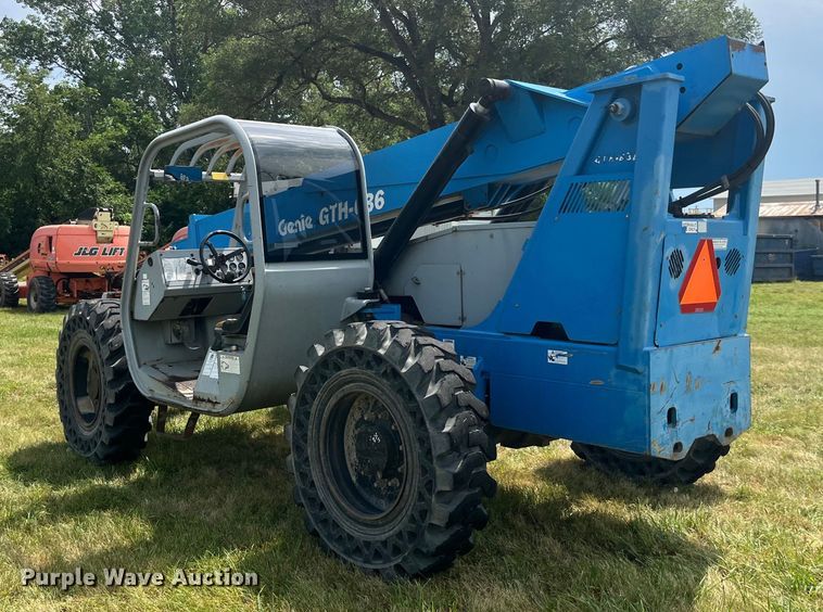 image for item EK8741 2007 Genie GTH-636 telehandler