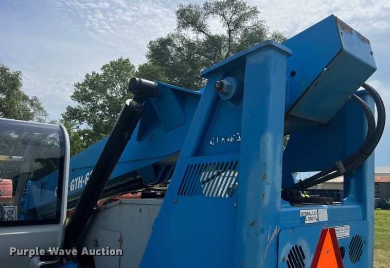 image for item EK8741 2007 Genie GTH-636 telehandler