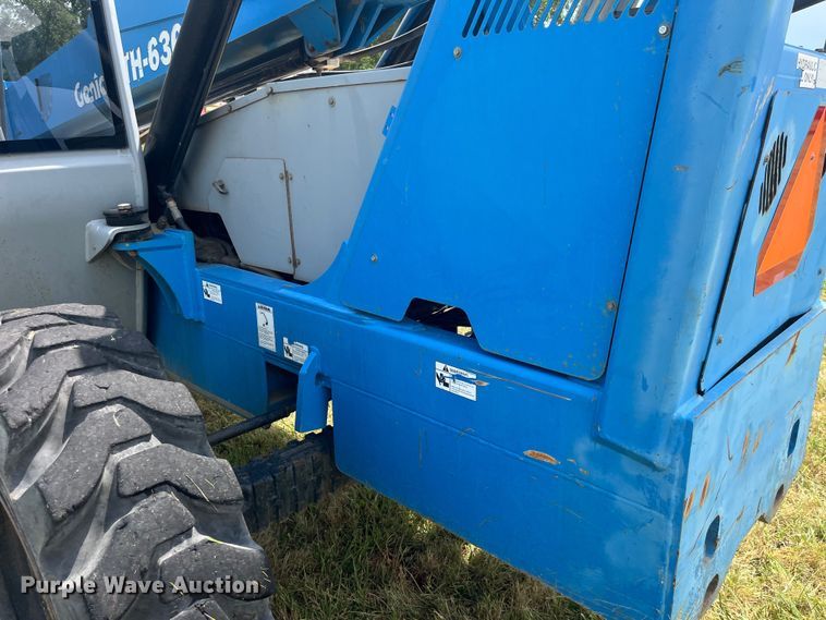 image for item EK8741 2007 Genie GTH-636 telehandler