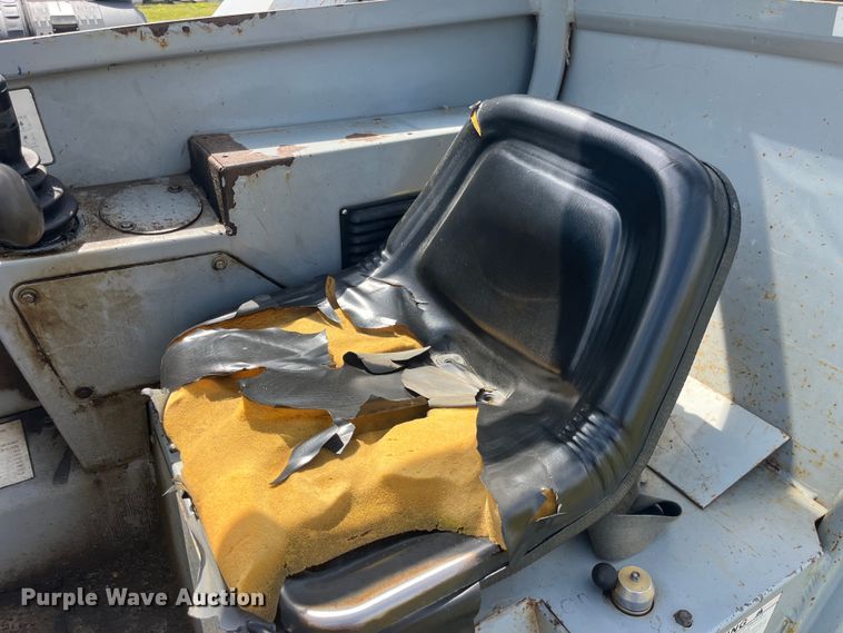 image for item EK8741 2007 Genie GTH-636 telehandler