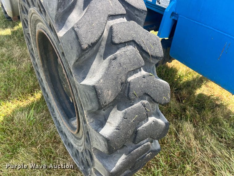 image for item EK8741 2007 Genie GTH-636 telehandler